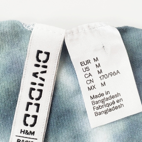 DIVIDED H & M TIE DYE BLUE TANK SLEEVE CROP TOP M - Picture 4 of 8
